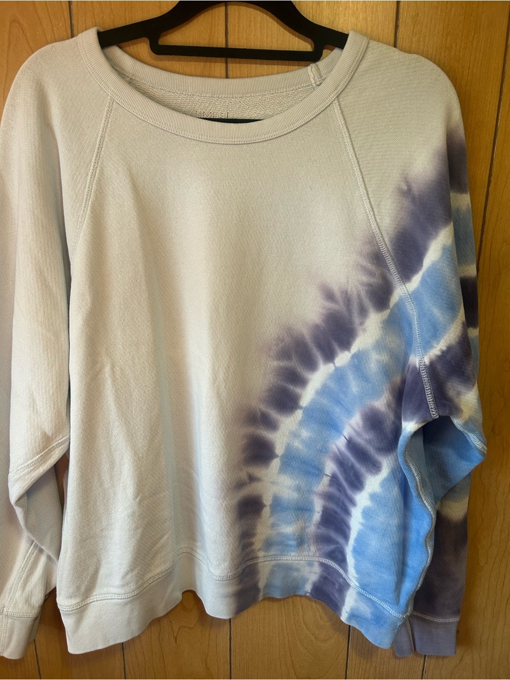 Time and Tru Pastel Crewneck Sweatshirt in Light Blue and Lavender 100% Cotton